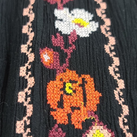 Old Navy Black Crepe Boho Floral Dress w Tassels - Picture 9 of 10